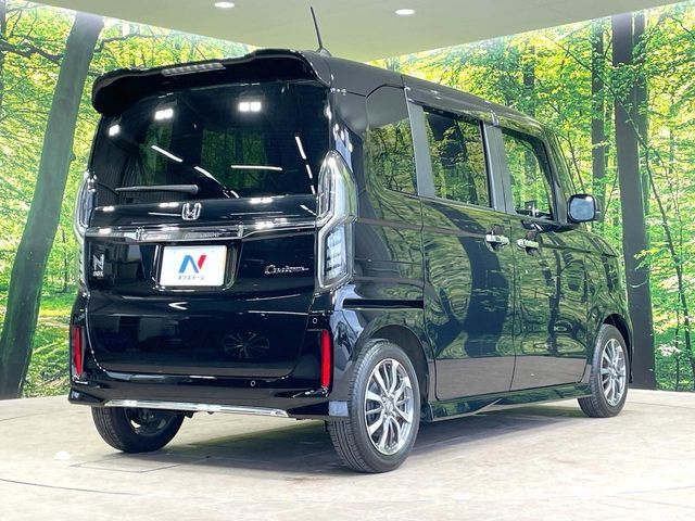 HONDA N BOX CUSTOM 2022