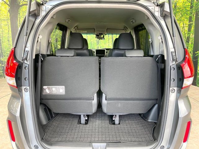 HONDA FREED HYBRID 2022