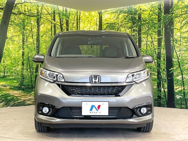 HONDA FREED HYBRID 2022
