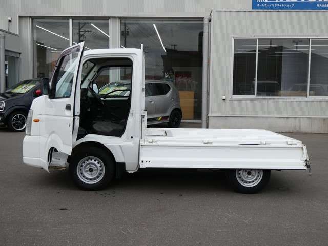 SUZUKI CARRY truck 4WD 2011