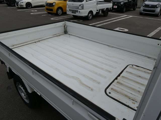 SUZUKI CARRY truck 4WD 2011