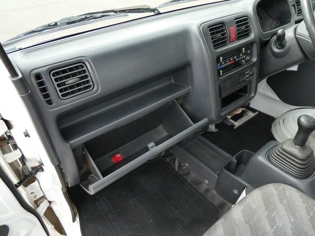 SUZUKI CARRY truck 4WD 2011