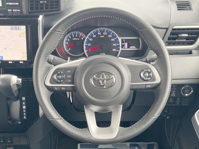 TOYOTA ROOMY 2021