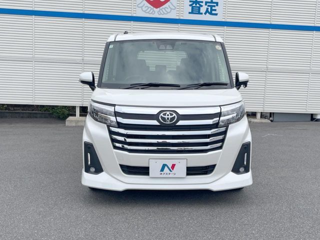 TOYOTA ROOMY 2021