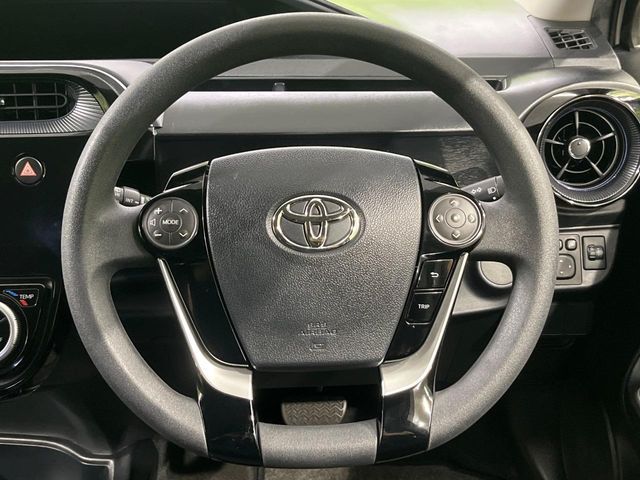 TOYOTA AQUA 2018