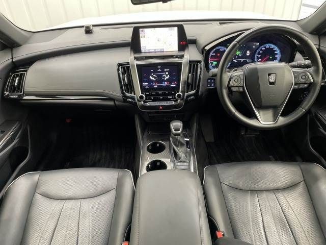 TOYOTA CROWN sedan hybrid 2018