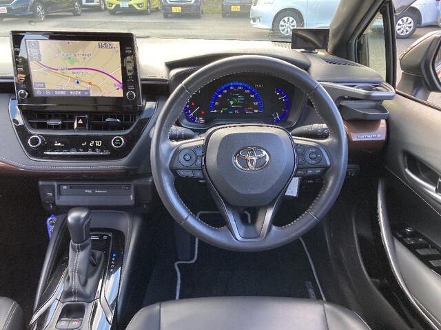 TOYOTA COROLLA TOURING HYBRID 4WD 2019