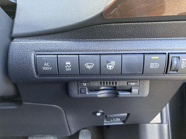 TOYOTA COROLLA TOURING HYBRID 4WD 2019