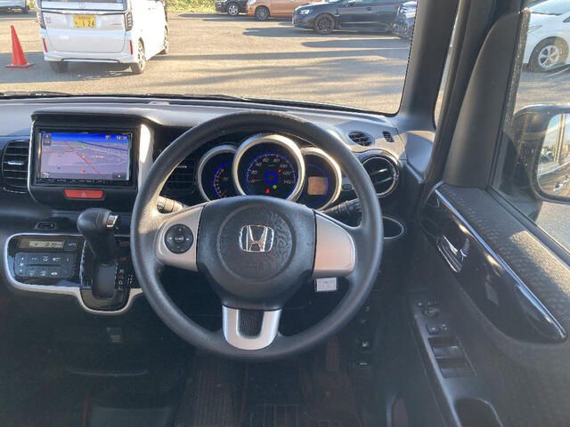 HONDA N BOX CUSTOM 2015