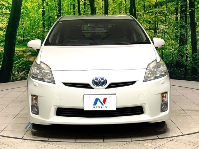 TOYOTA PRIUS 2010