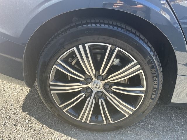 VOLVO VOLVO V60 2022