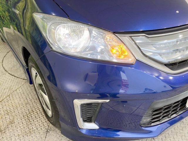 HONDA FREED HYBRID 2011