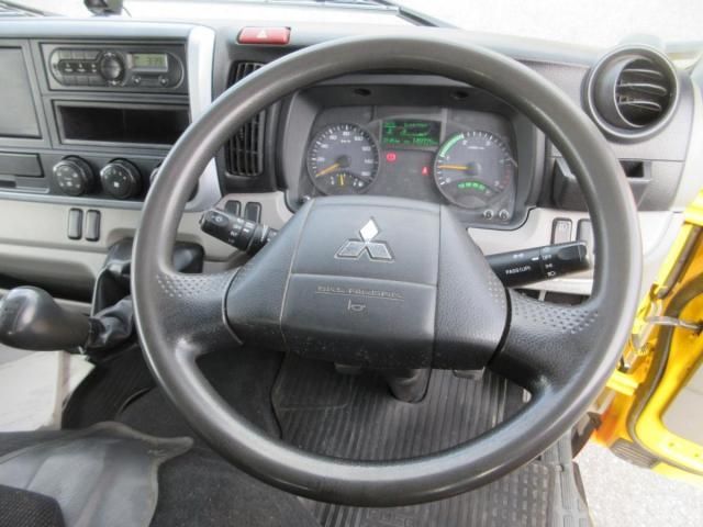 MITSUBISHI CANTER 2018