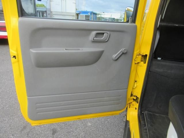 MITSUBISHI CANTER 2018