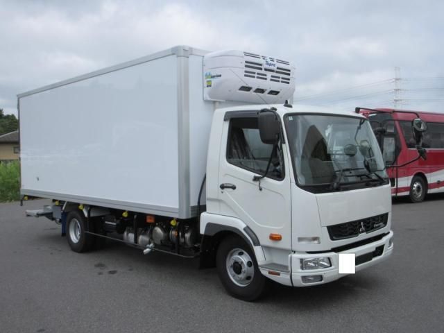 MITSUBISHI FUSOU FIGHTER 2025