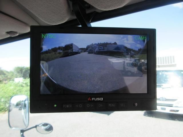 MITSUBISHI CANTER 2025