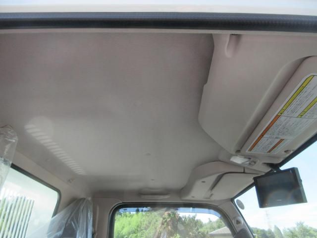 MITSUBISHI CANTER 2025