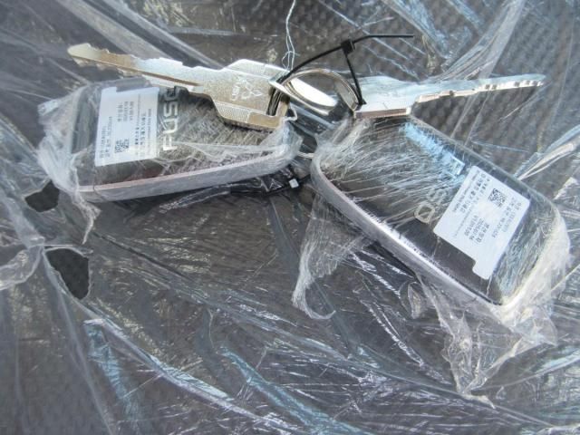 MITSUBISHI CANTER 2025