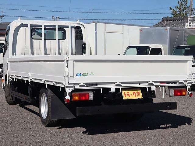HINO DUTRO 2020