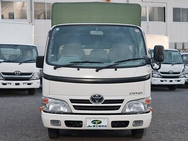 TOYOTA DYNA 2011