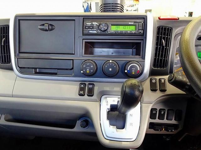 MITSUBISHI CANTER 2020