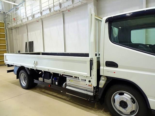 MITSUBISHI CANTER 2020