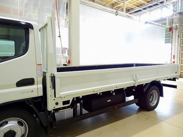 MITSUBISHI CANTER 2020