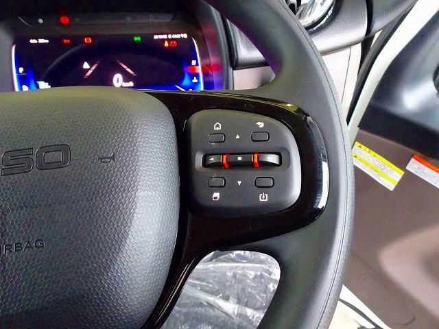 MITSUBISHI CANTER 2025