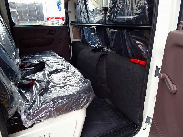 MITSUBISHI CANTER 2025