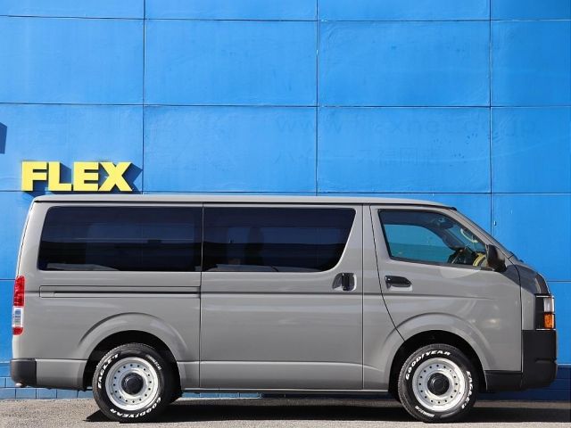 TOYOTA HIACE van 2WD 2018