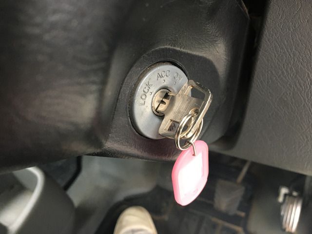 MITSUBISHI MINICAB truck 2013