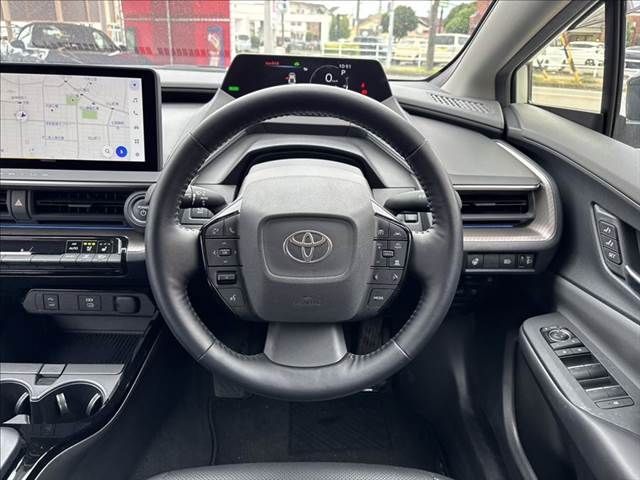 TOYOTA PRIUS 2023