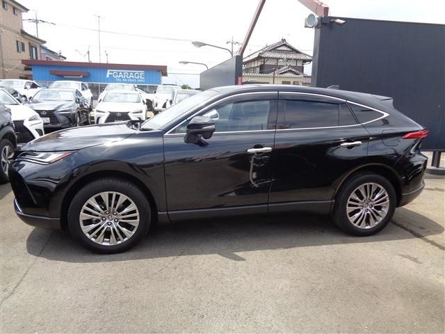 TOYOTA HARRIER HYBRID 2023