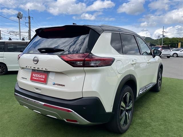 NISSAN X-TRAIL HYBRID 4WD 2023