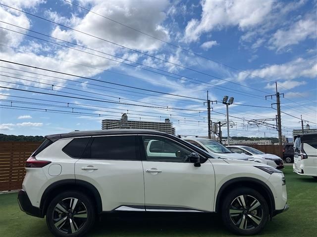 NISSAN X-TRAIL HYBRID 4WD 2023