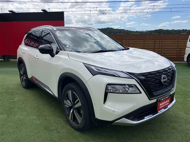 NISSAN X-TRAIL HYBRID 4WD 2023