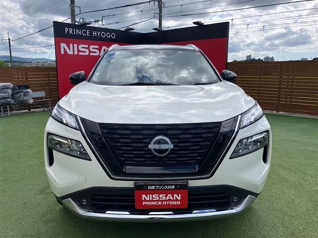 NISSAN X-TRAIL HYBRID 4WD 2023