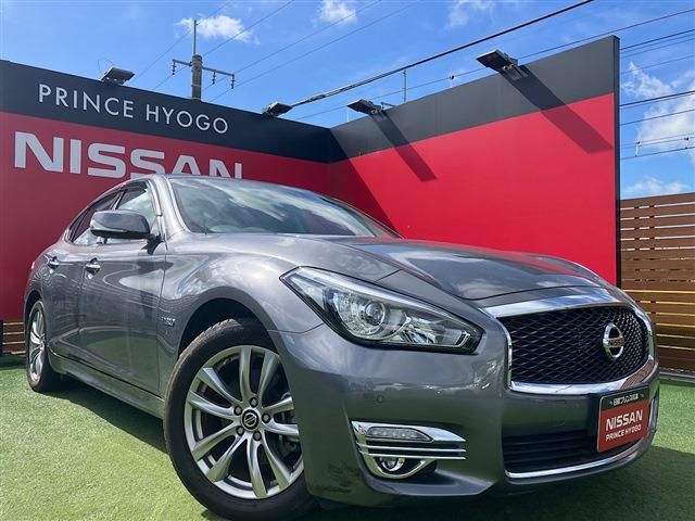 NISSAN FUGA HYBRID 2022