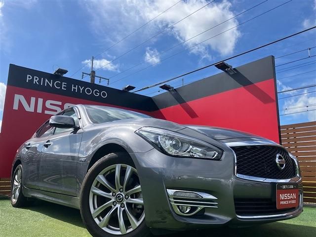 NISSAN FUGA HYBRID 2022