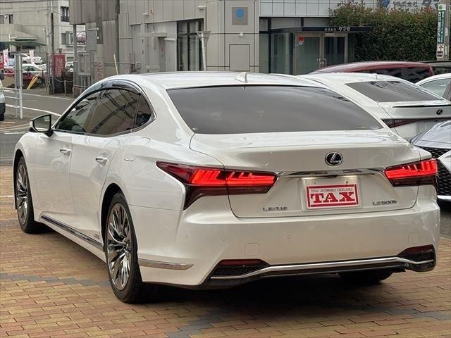 TOYOTA LEXUS LS500h 2021