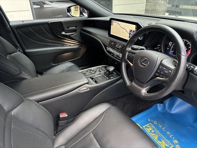 TOYOTA LEXUS LS500h 2021