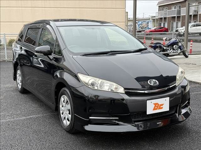 TOYOTA WISH 2013