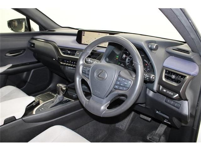 TOYOTA LEXUS UX250h 2020