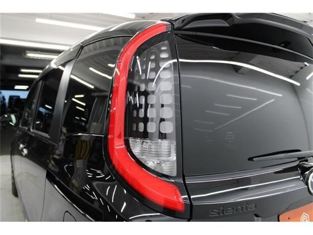 TOYOTA SIENTA HYBRID 2022