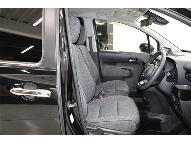 TOYOTA SIENTA HYBRID 2022