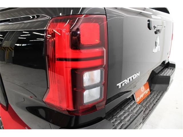 MITSUBISHI TRITON 2025