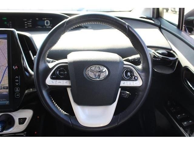 TOYOTA PRIUS PHV 2017