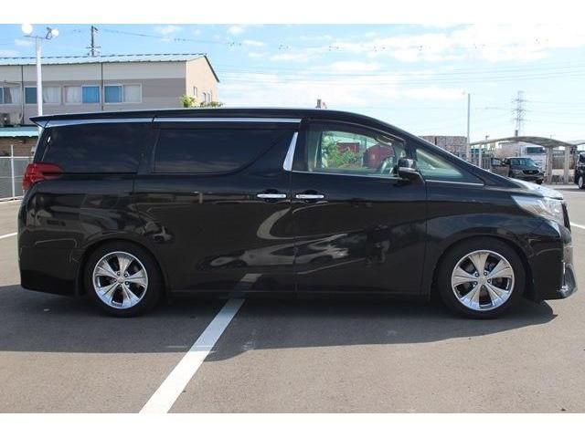 TOYOTA ALPHARD 2017