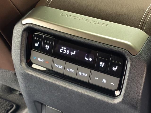 TOYOTA LANDCRUISER 250 2024