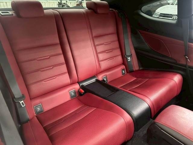 TOYOTA LEXUS RC300h 2015